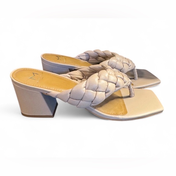 Marc Fisher Hammy Medium Natural sz 7.5m like new - Picture 2 of 4